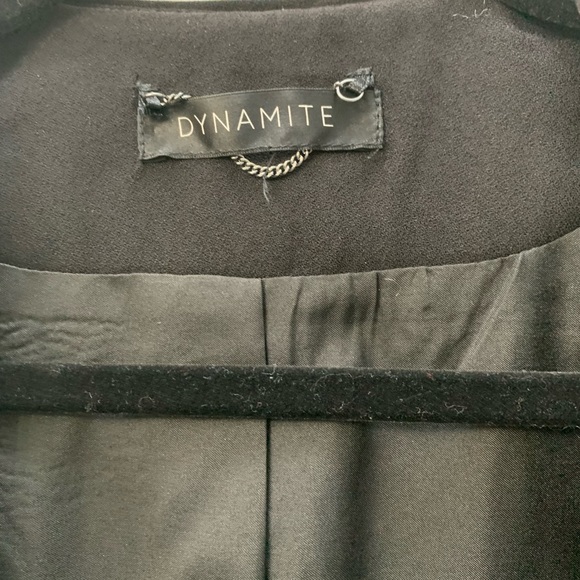 DYNAMITE | Cropped Sequin Blazer - Picture 3 of 6